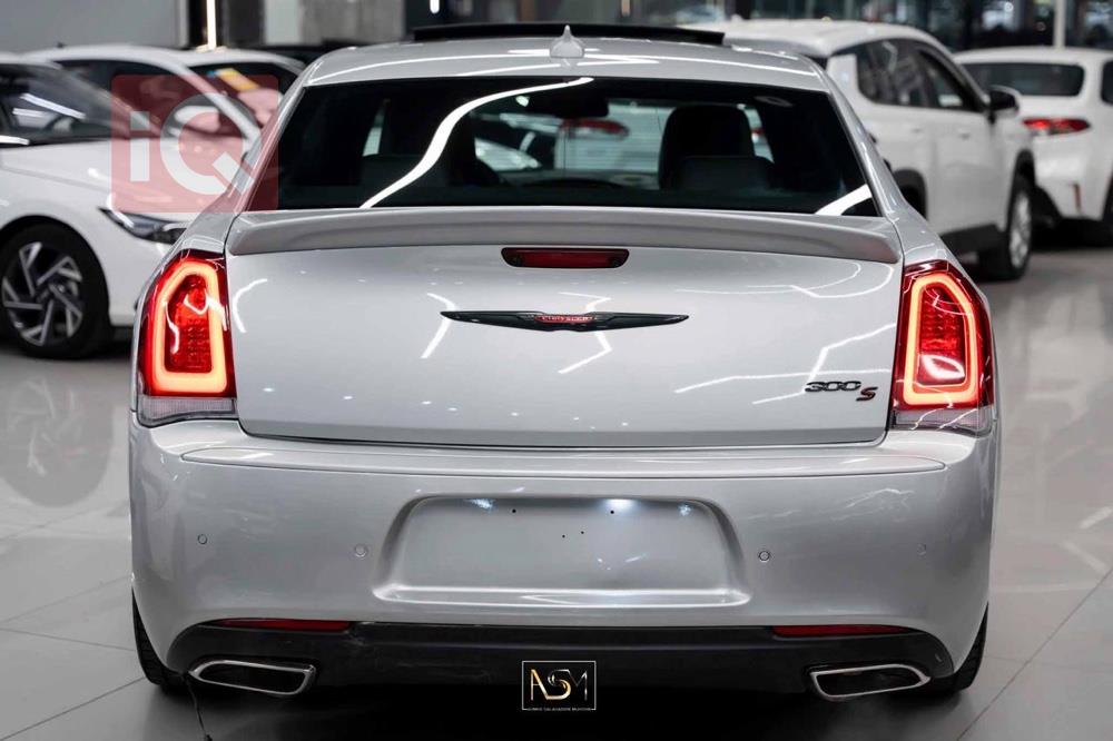 Chrysler 300